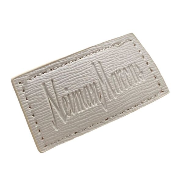 Neiman Marcus Classic White Tote Bag - Picture 10 of 10